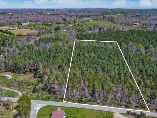 Fred Tollett Rd, Crossville, TN 38572