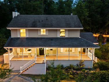 8002 156th Street SE, Snohomish, WA 98296