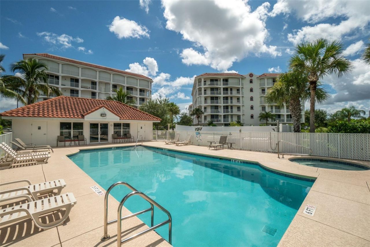 801 Del Rio Way, Unit 502, Merritt Island, FL 32953 Photo