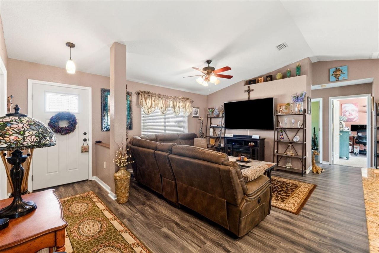 5339 Roble Avenue , Spring Hill, FL 34608 Photo