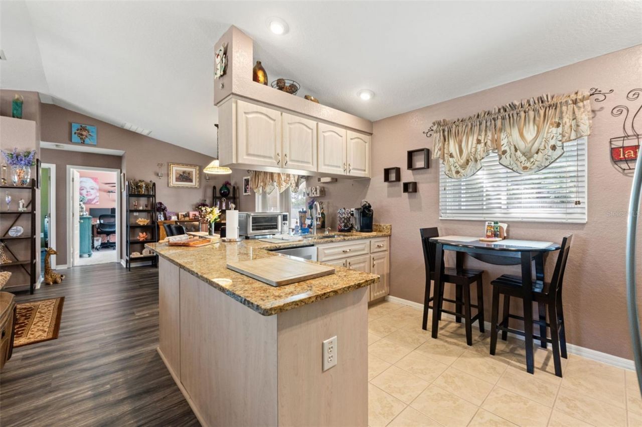 5339 Roble Avenue , Spring Hill, FL 34608 Photo