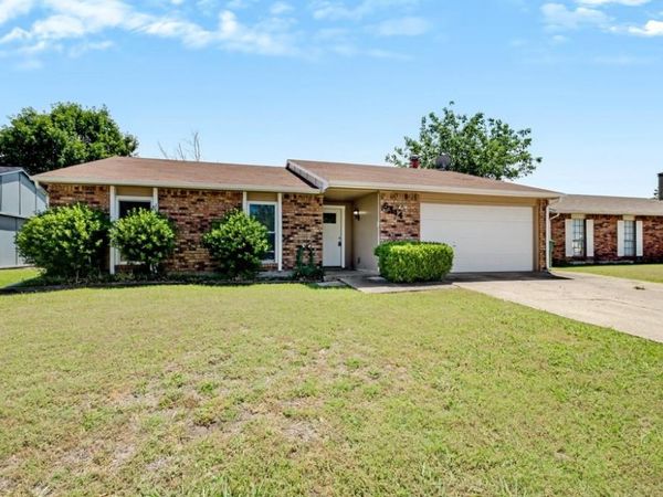5344 Knox Drive, The Colony, TX 75056