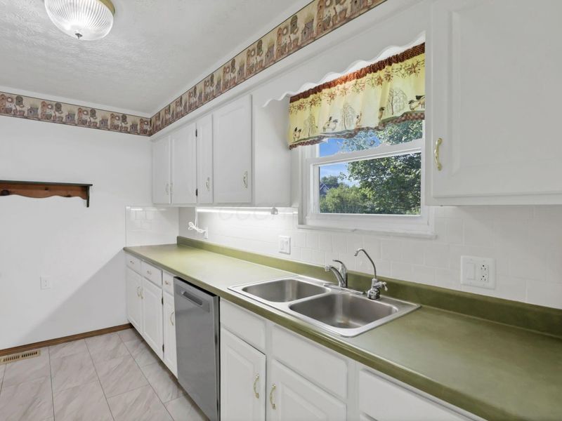 641 Forward Pass Road SW, Pataskala, OH 43062 Photo 18