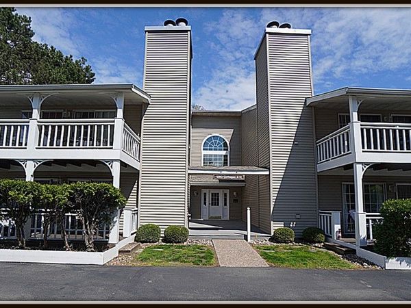 1260 Youngs Road, Unit H, Buffalo, NY 14221