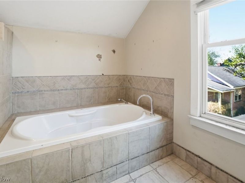 1786 W 52nd Street, Cleveland, OH 44102 Photo 32