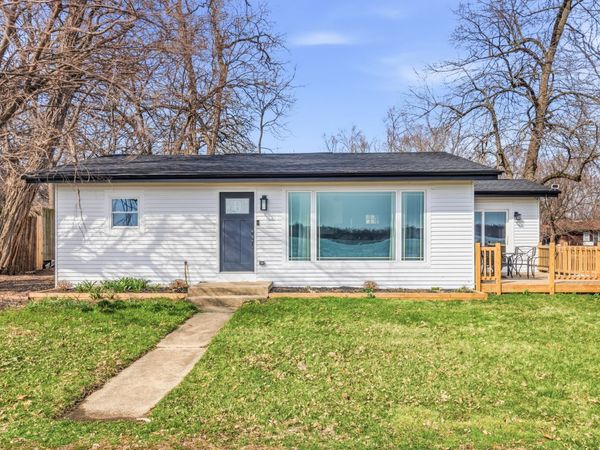 28576 N Parkview Drive , Island Lake, IL 60042