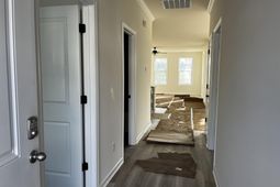 2177 Allan Crest Road photo 4