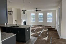 2177 Allan Crest Road photo 4