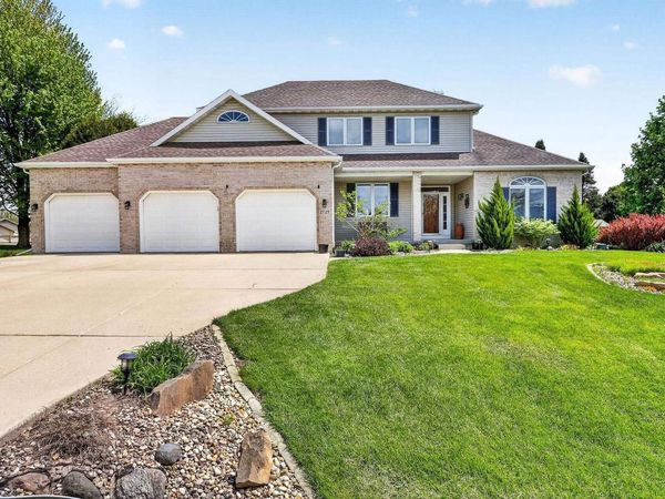 2729 Northwynde Passage, Sun Prairie, WI 53590