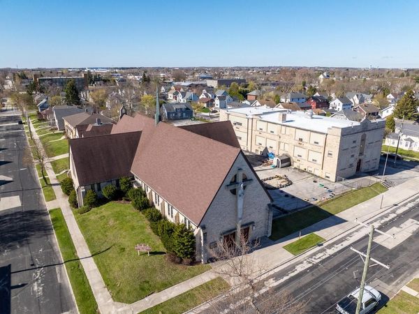 712 24th STREET, Manitowoc, WI 54220