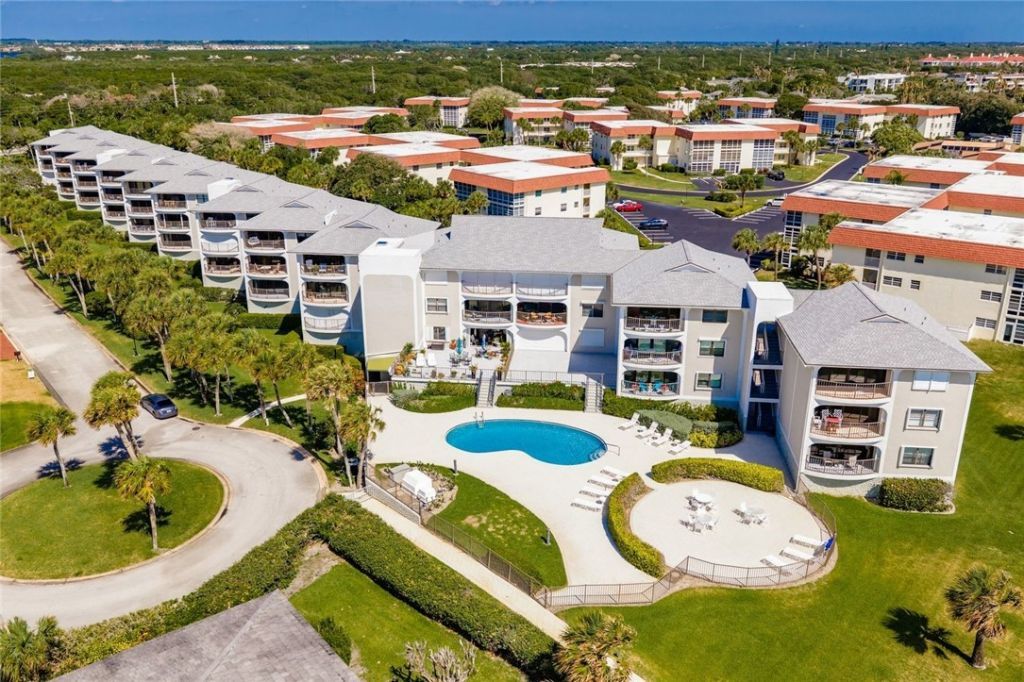 5300 Highway A1a, Unit 404, Indian River Shores, FL 32963 Photo