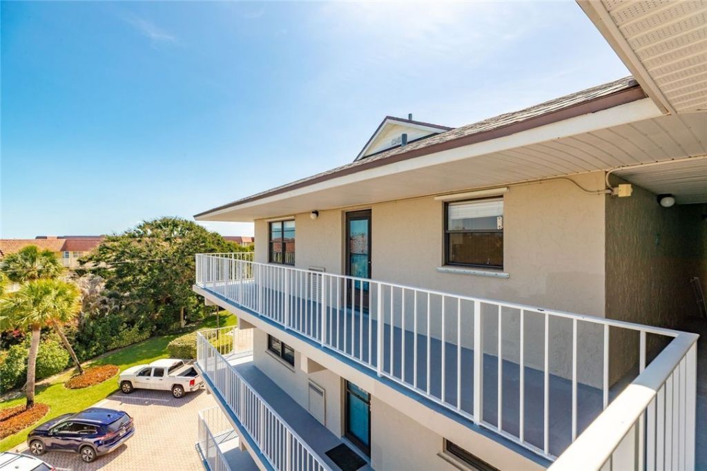 5300 Highway A1a, Unit 404, Indian River Shores, FL 32963 Photo
