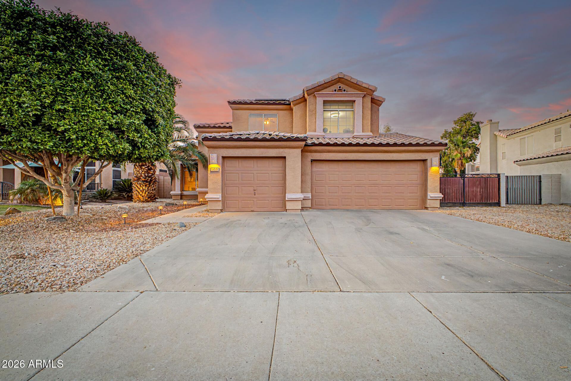 4522 E Cathedral Rock Drive, Phoenix, AZ 85044 Main Photo