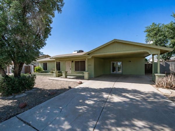4038 W CHOLLA Street, Phoenix, AZ 85029