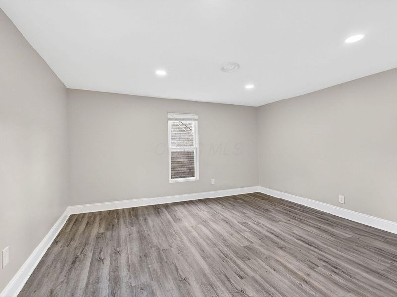 830 Kerr Street , Columbus, OH 43215 Photo 21