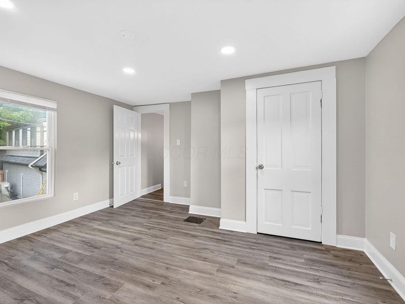 830 Kerr Street , Columbus, OH 43215 Photo 26
