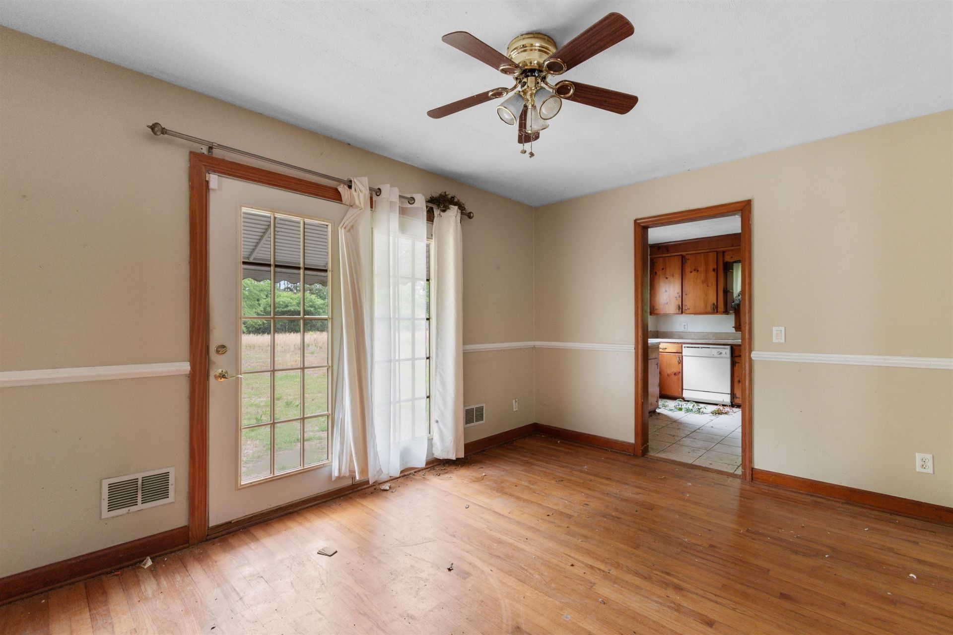 10201 Lake Swamp Rd. Photo 12