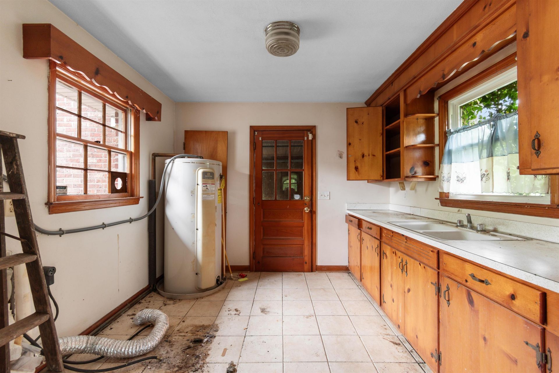 10201 Lake Swamp Rd. Photo 35