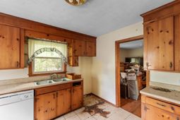10201 Lake Swamp Rd. photo 4
