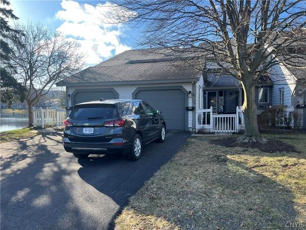 378 Summerhaven Drive N, East Syracuse, NY 13057