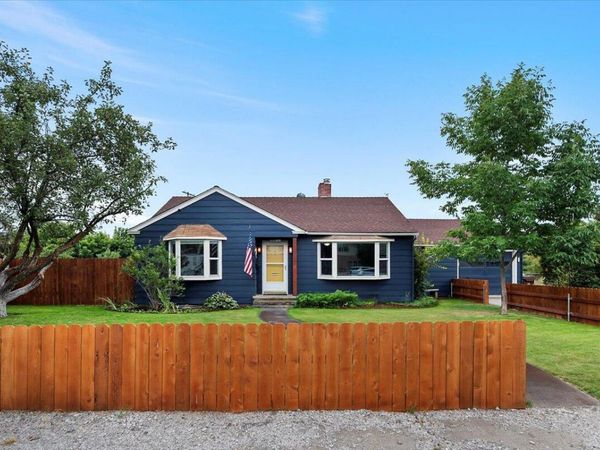 646 SE 2nd Street, Prineville, OR 97754