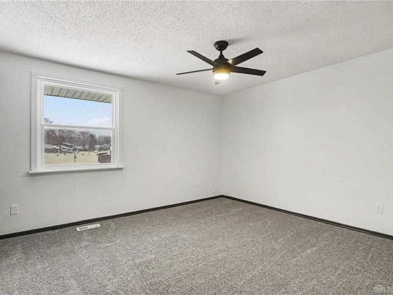 5769 Waynegate Road, Huber Heights, OH 45424 Photo 18