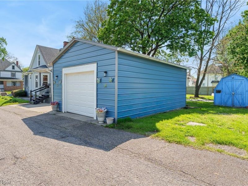 913 7th Street NW, Canton, OH 44703 Photo 9