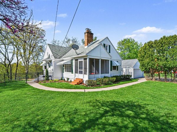 2500 32nd Street SE, Grand Rapids, MI 49512