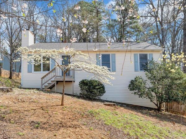 5146 Overland DR , Roanoke, VA 24018
