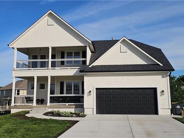 953 NW Birch Court, Grain Valley, MO 64029