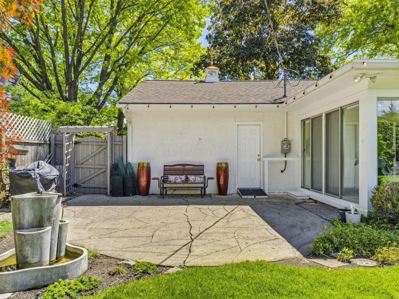 2074 Nayland Road, Upper Arlington, OH 43220 Photo 55