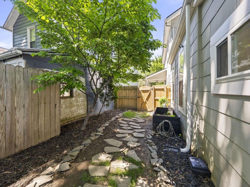 1024 Michigan Avenue , Columbus, OH 43201 Photo 34