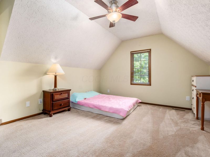 1165 Macgregor West Avenue, Worthington, OH 43085 Photo 13