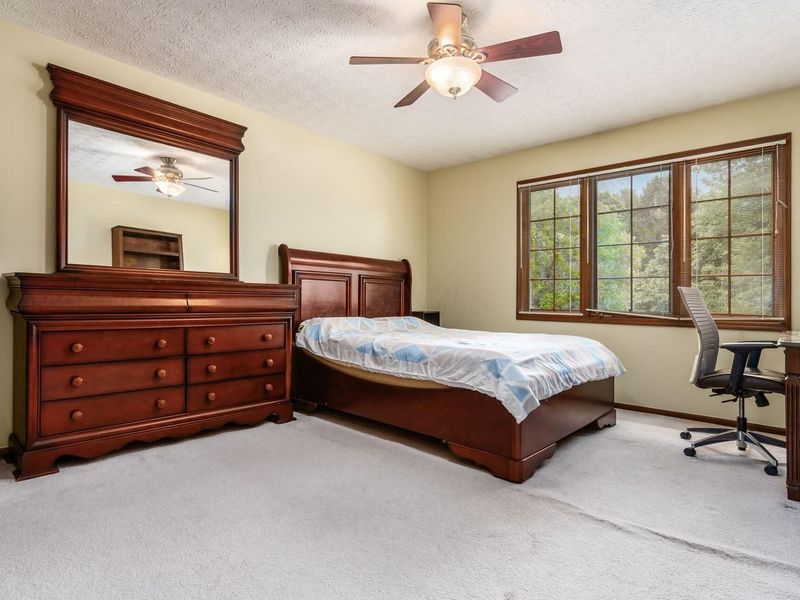 1165 Macgregor West Avenue, Worthington, OH 43085 Photo 19