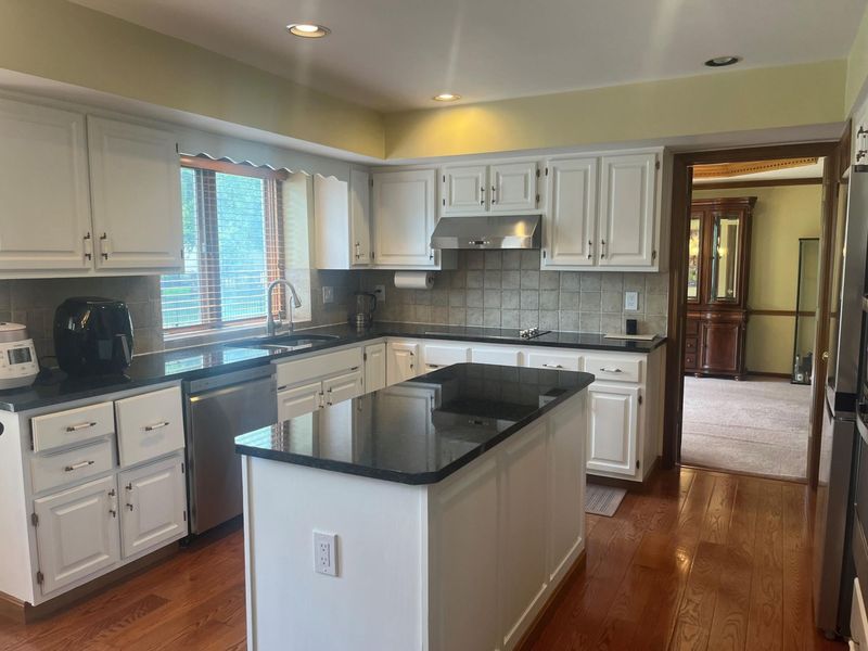 1165 Macgregor West Avenue, Worthington, OH 43085 Photo 4