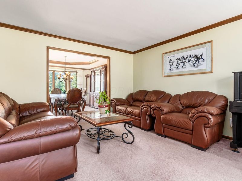 1165 Macgregor West Avenue, Worthington, OH 43085 Photo 5
