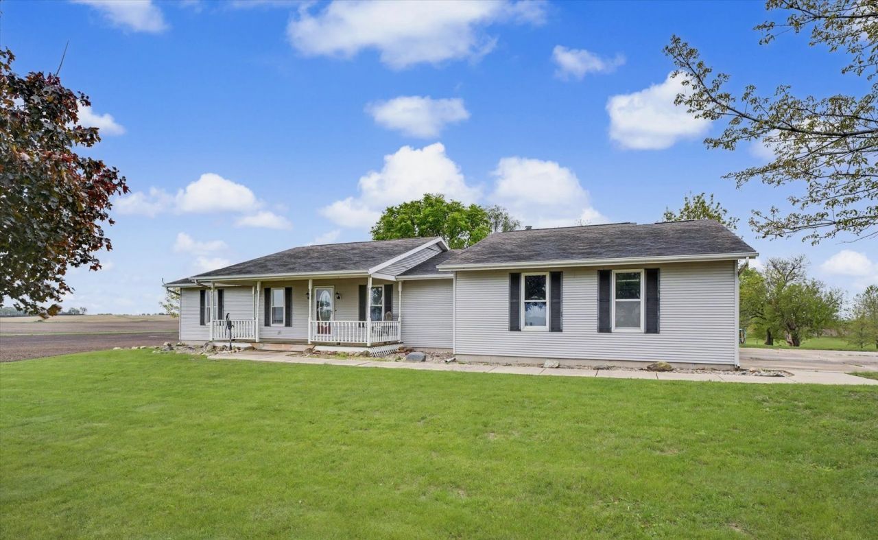 1681 County Road 700 N, Philo, IL 61864 Main Photo