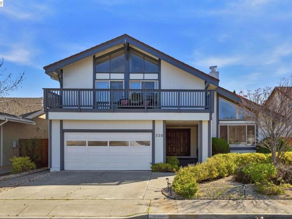 330 Tampa Ct, Foster City, CA 94404