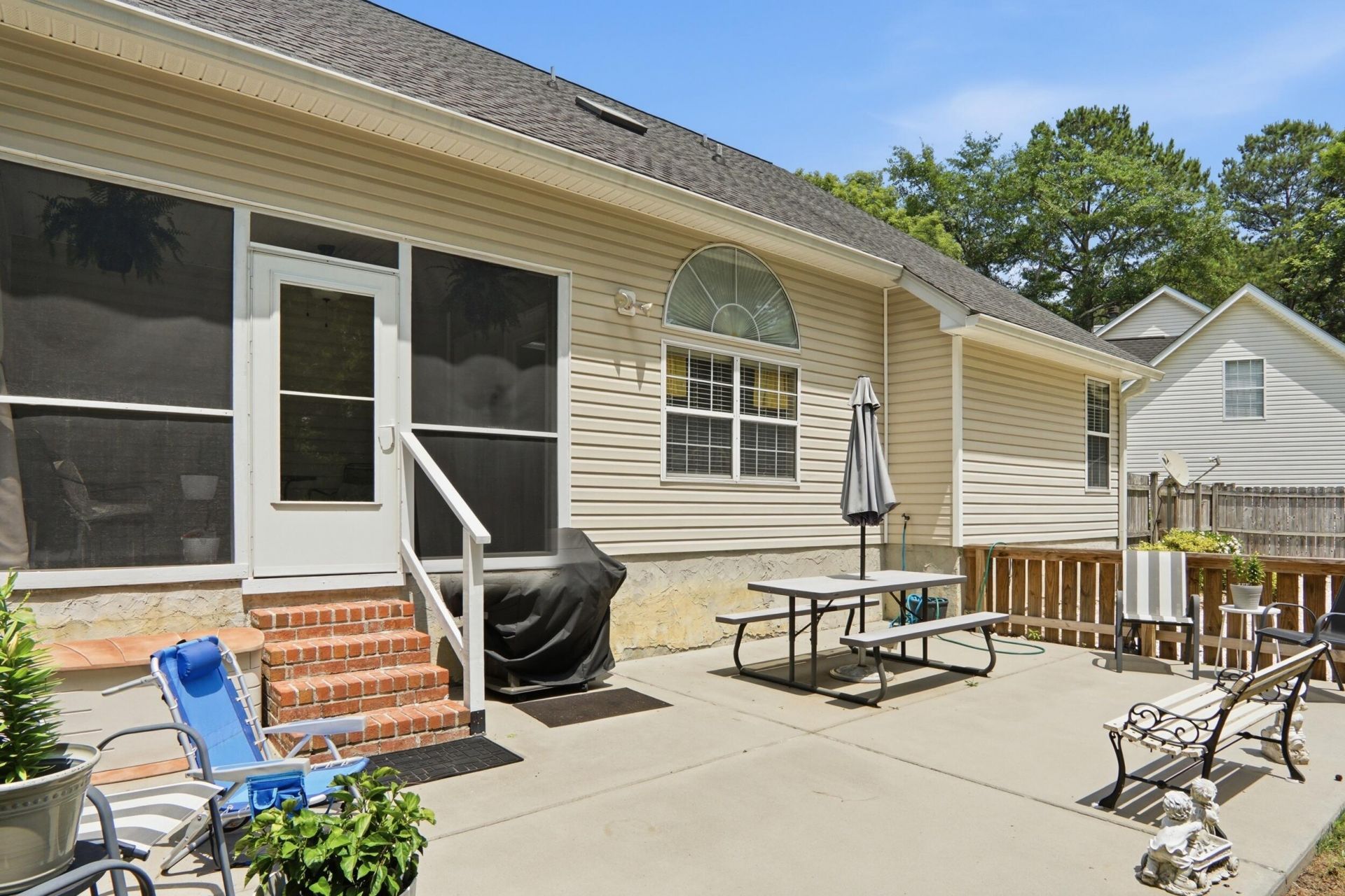 108 Tattingstone Way Photo 35