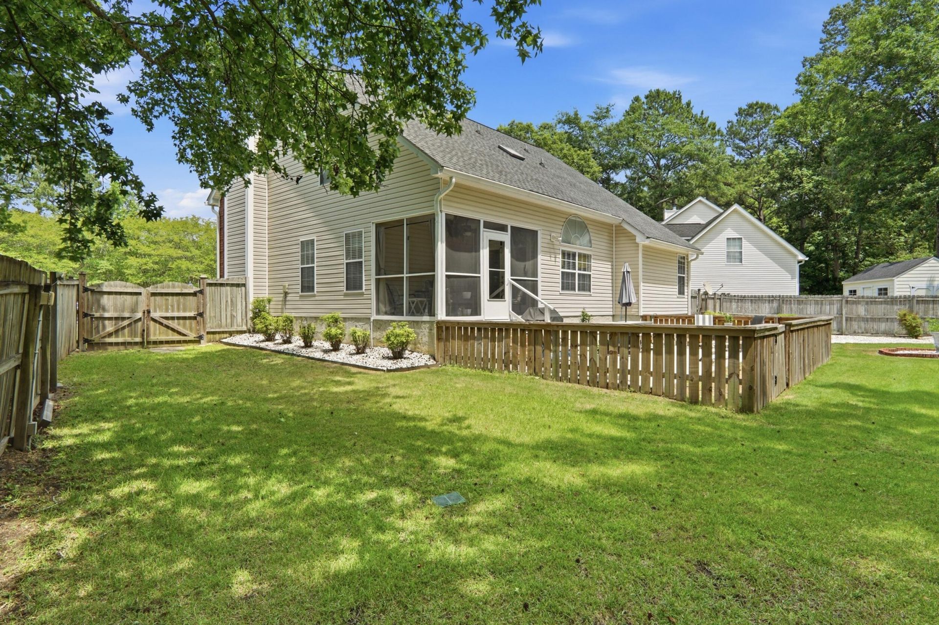 108 Tattingstone Way Photo 38