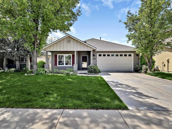 6225 W Geneva St, Boise, ID 83703