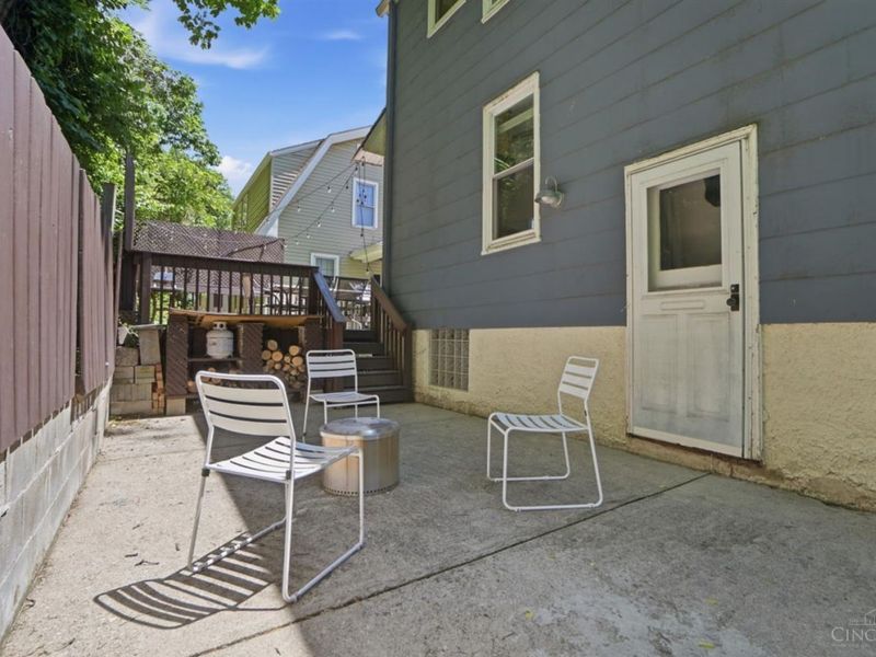 4051 Paxton Avenue, Cincinnati, OH 45209 Photo 28