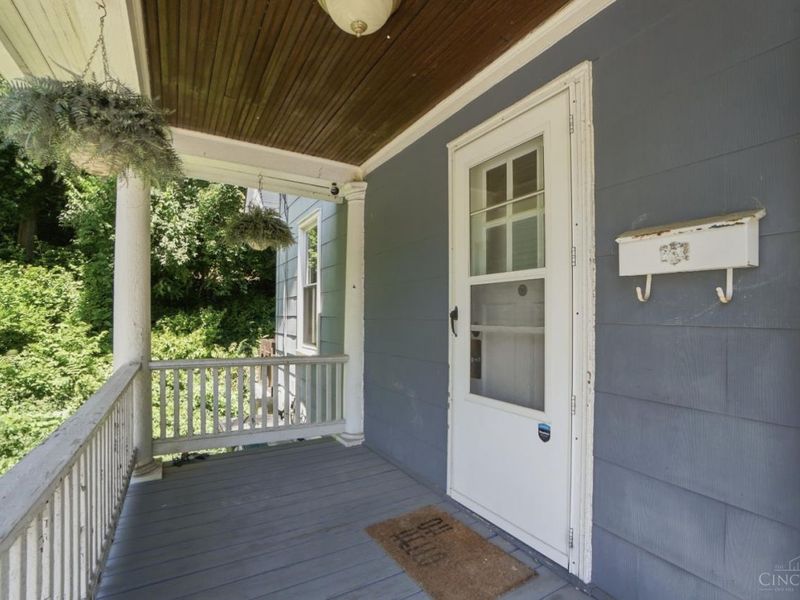 4051 Paxton Avenue, Cincinnati, OH 45209 Photo 9