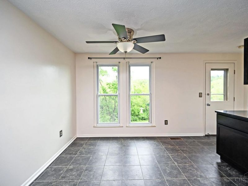 2602 Hunt Road, Reading, OH 45236 Photo 8
