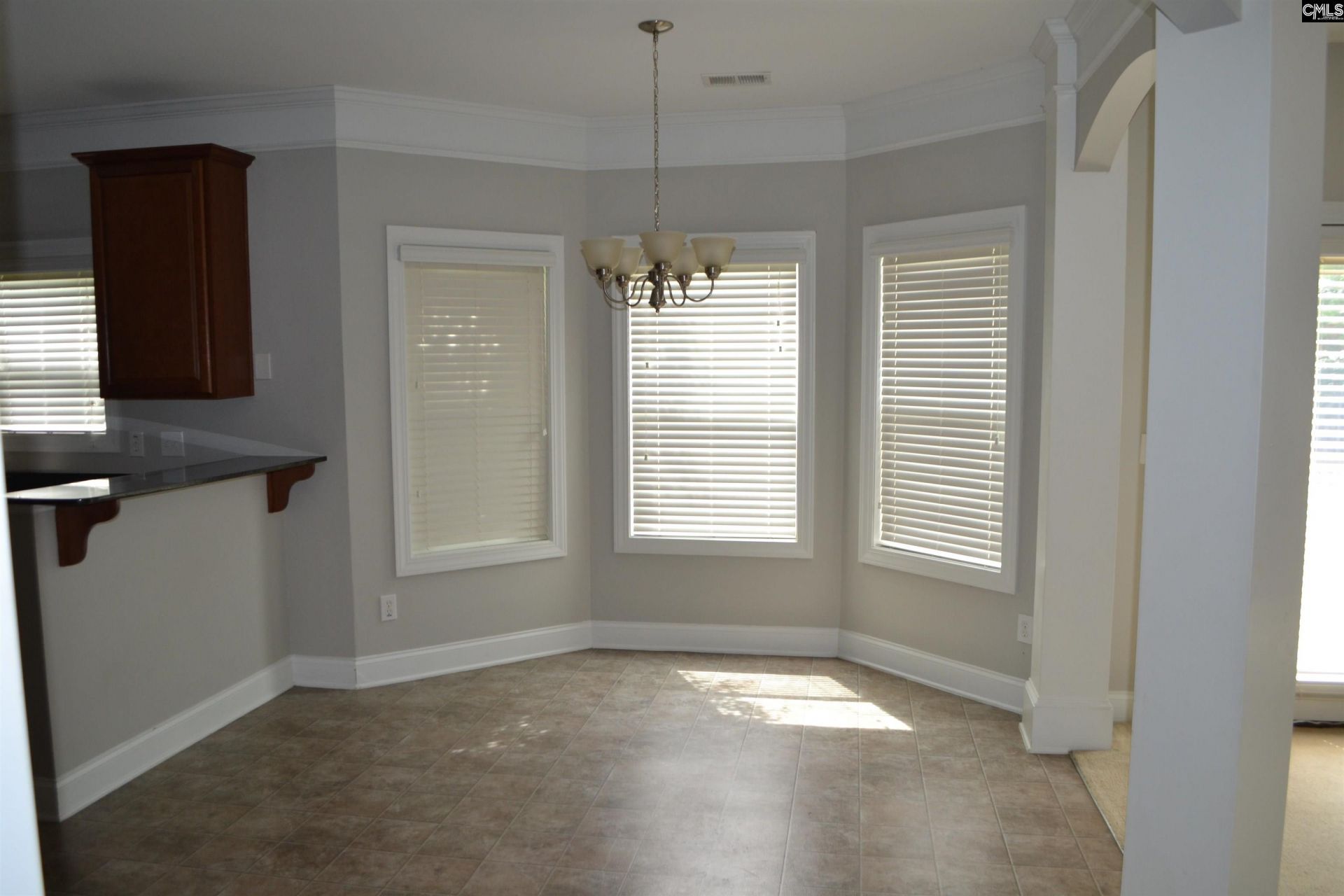 250 Grandflora Lane Photo 11