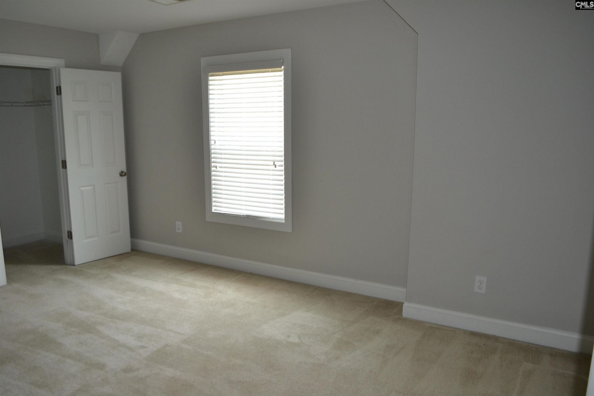 250 Grandflora Lane Photo 20