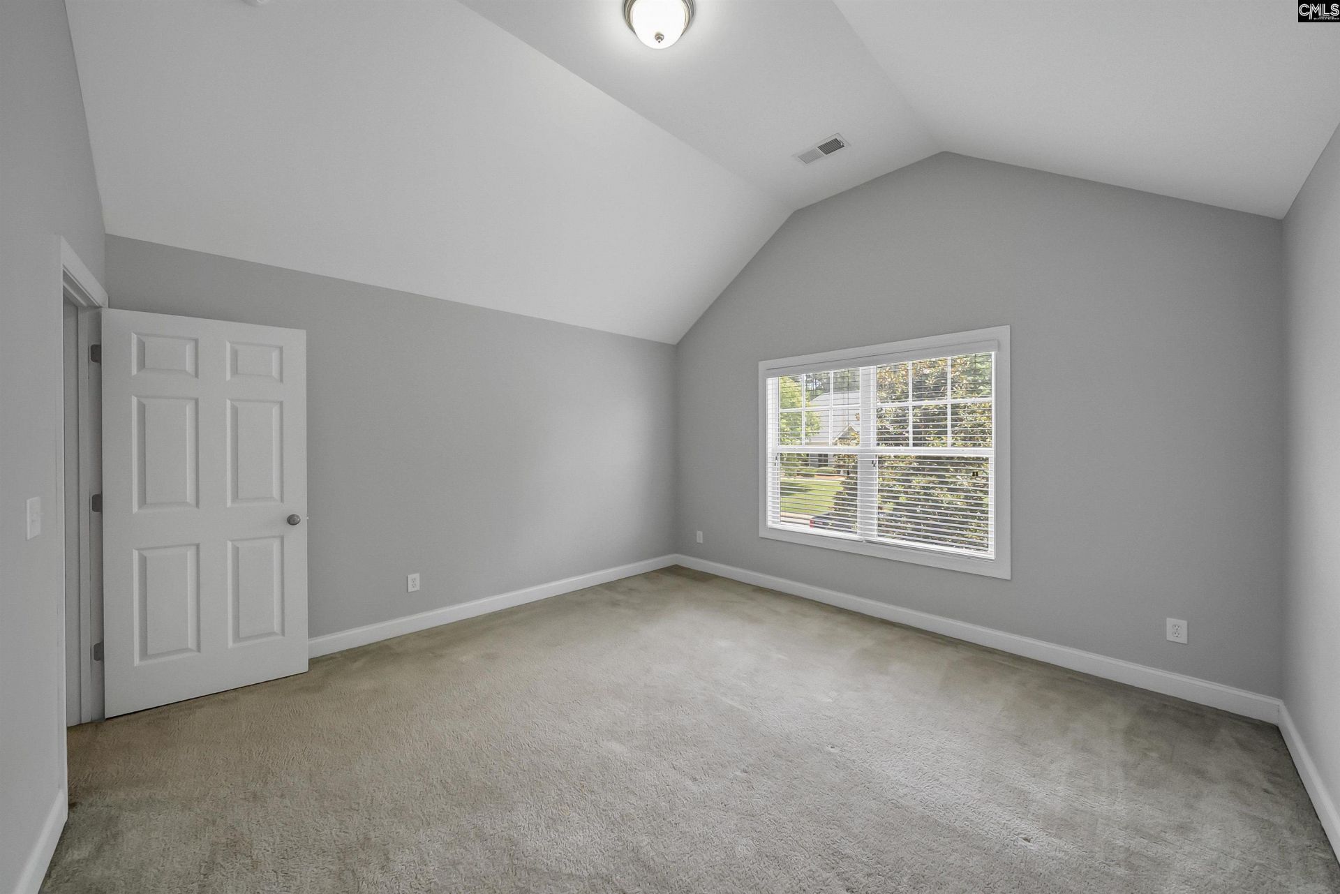 250 Grandflora Lane Photo 21