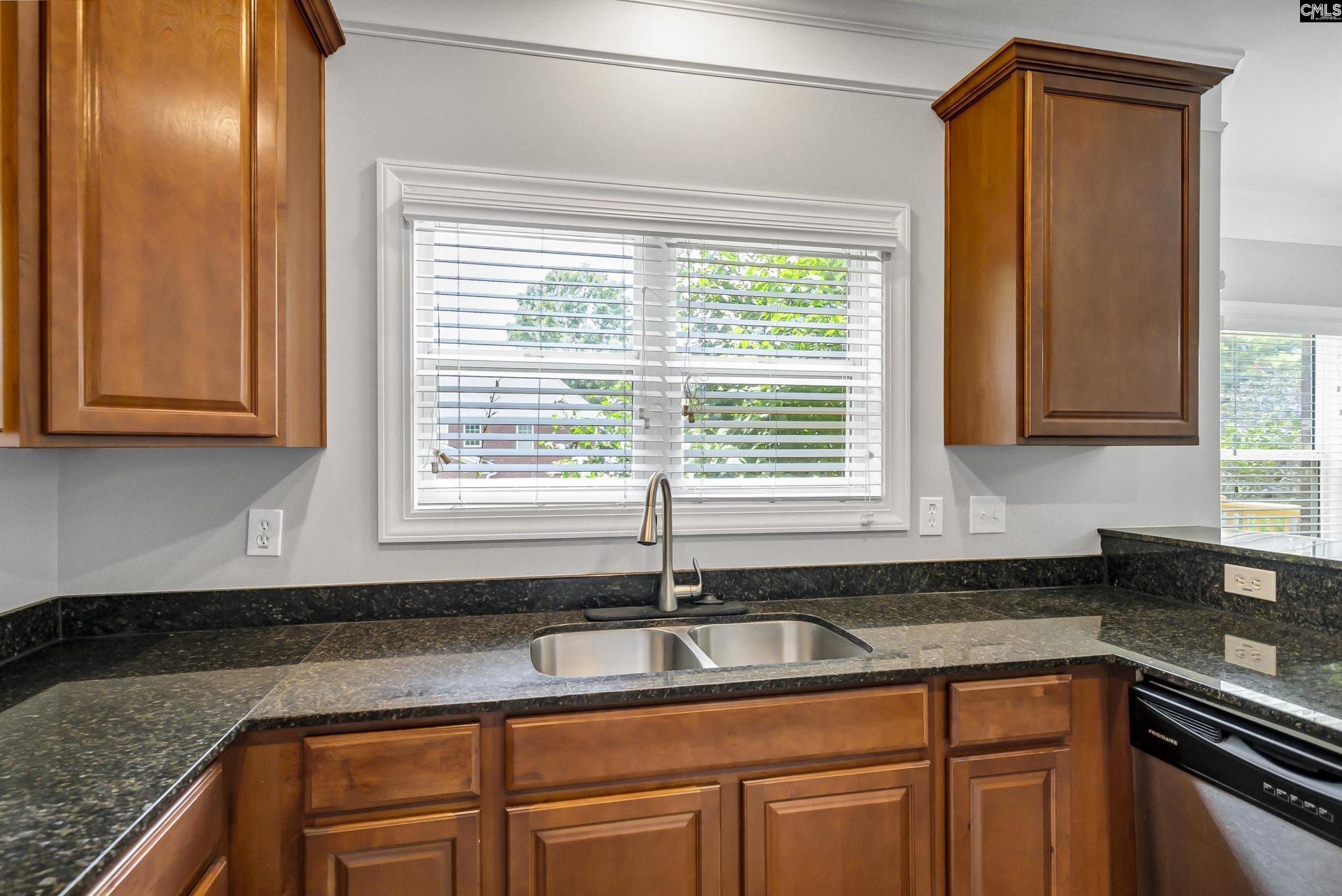 250 Grandflora Lane Photo 34