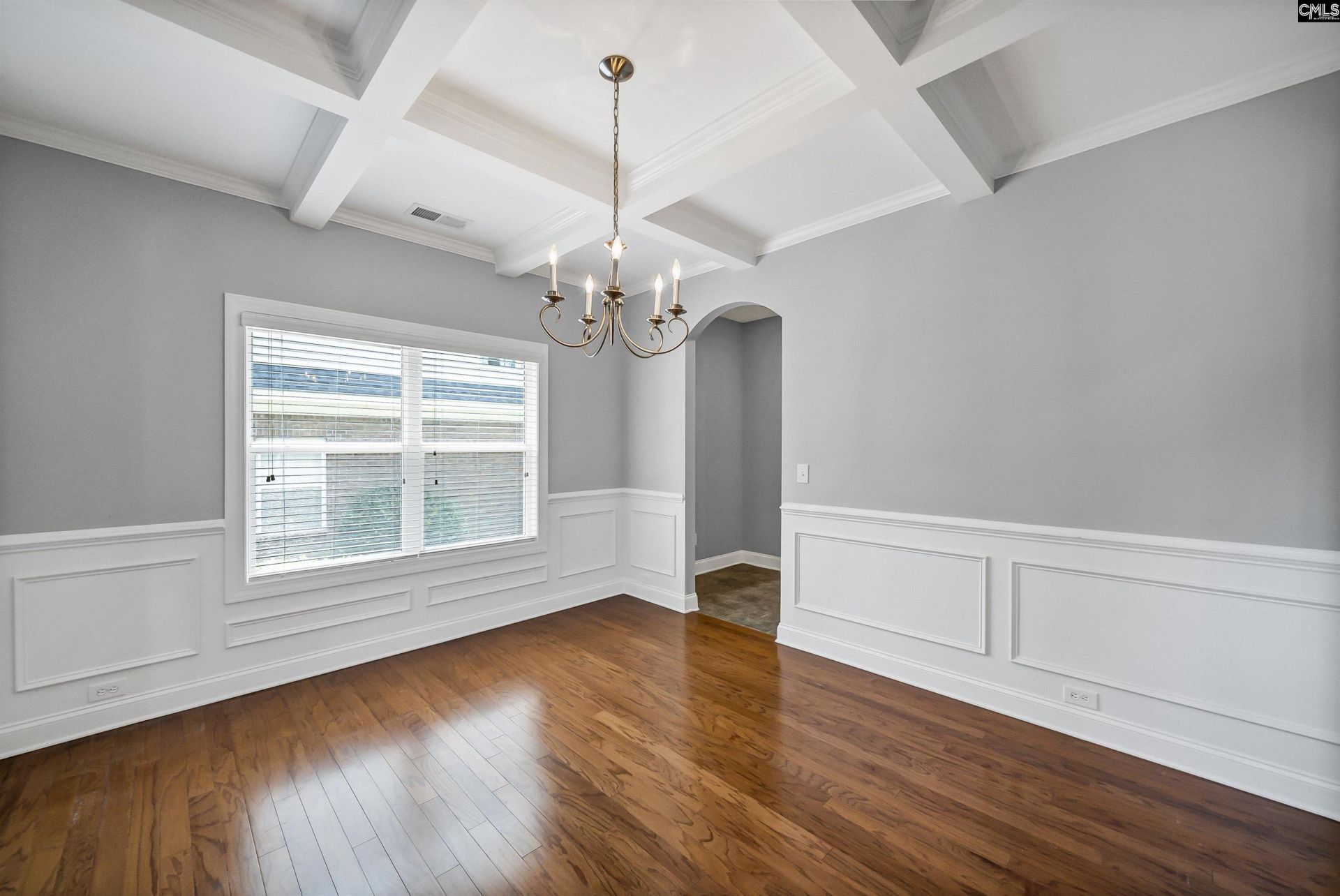 250 Grandflora Lane Photo 4