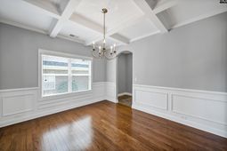 250 Grandflora Lane photo 4